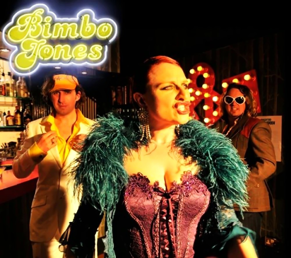 Bimbo Jones photo